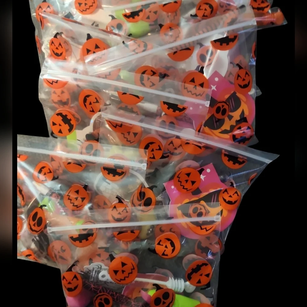🎃10 Quality Prefilled Halloween Pumpkin Party Favor Bags That Kids Will Love☠️